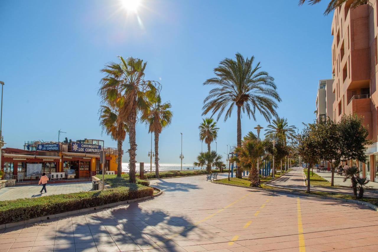 Апартаменти C13 Seaside Malaga With Pool And Parking Екстер'єр фото